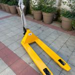 Ručni paletar nosivosti 2 tone