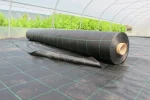 Agrotekstil folija za baštu – zaštita biljaka i sprečavanje korova (za oblutak, malč) - Image 2